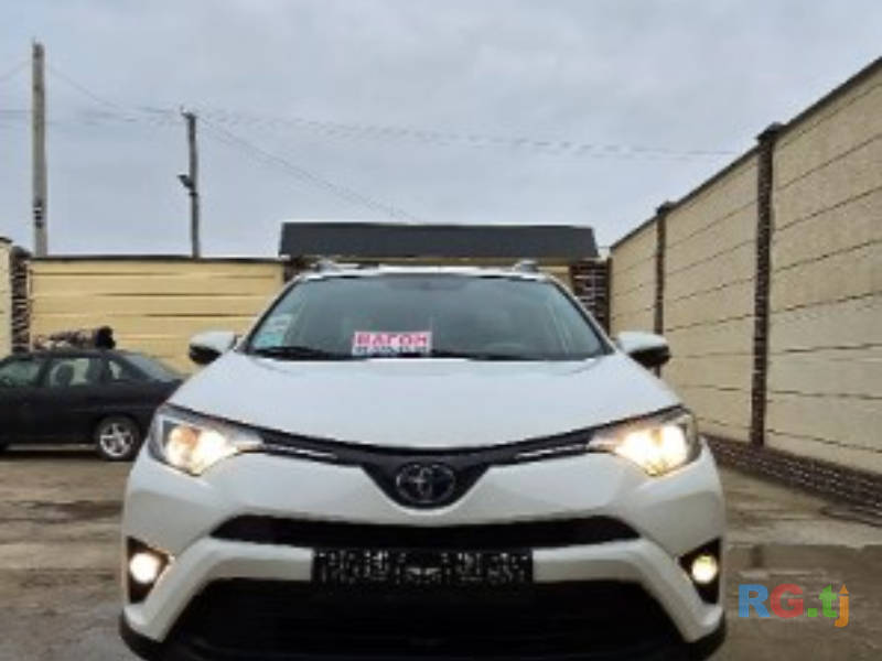 Toyota RAV 4 2.5 2016 г.