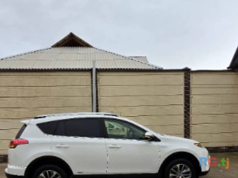 Toyota RAV 4 2.5 2016 г.